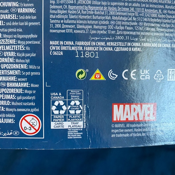 Marvel Legends The Invincible Iron Man Stealth Armor Kenner Figure - Picture 3 of 10